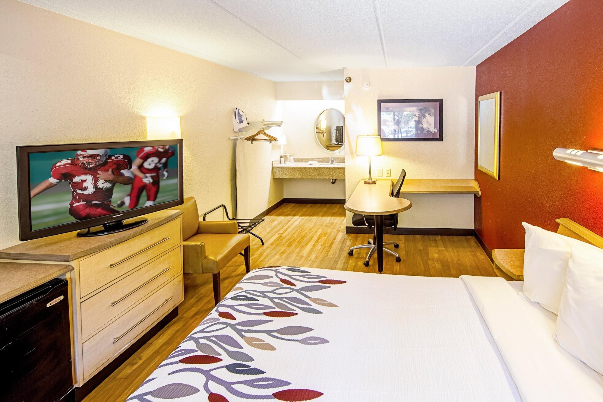 Red Roof Inn ג'ונסון סיטי מראה חיצוני תמונה