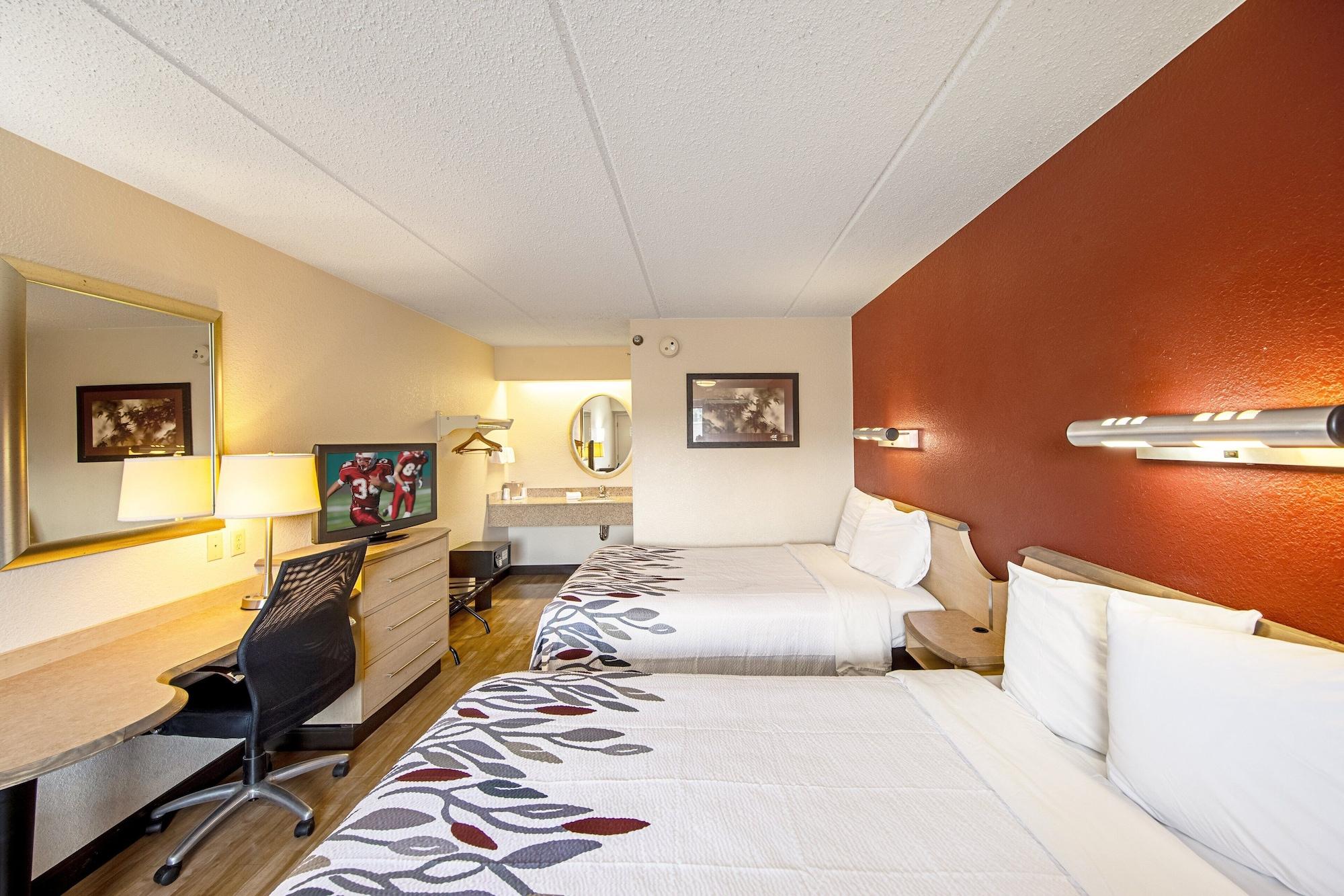 Red Roof Inn ג'ונסון סיטי מראה חיצוני תמונה