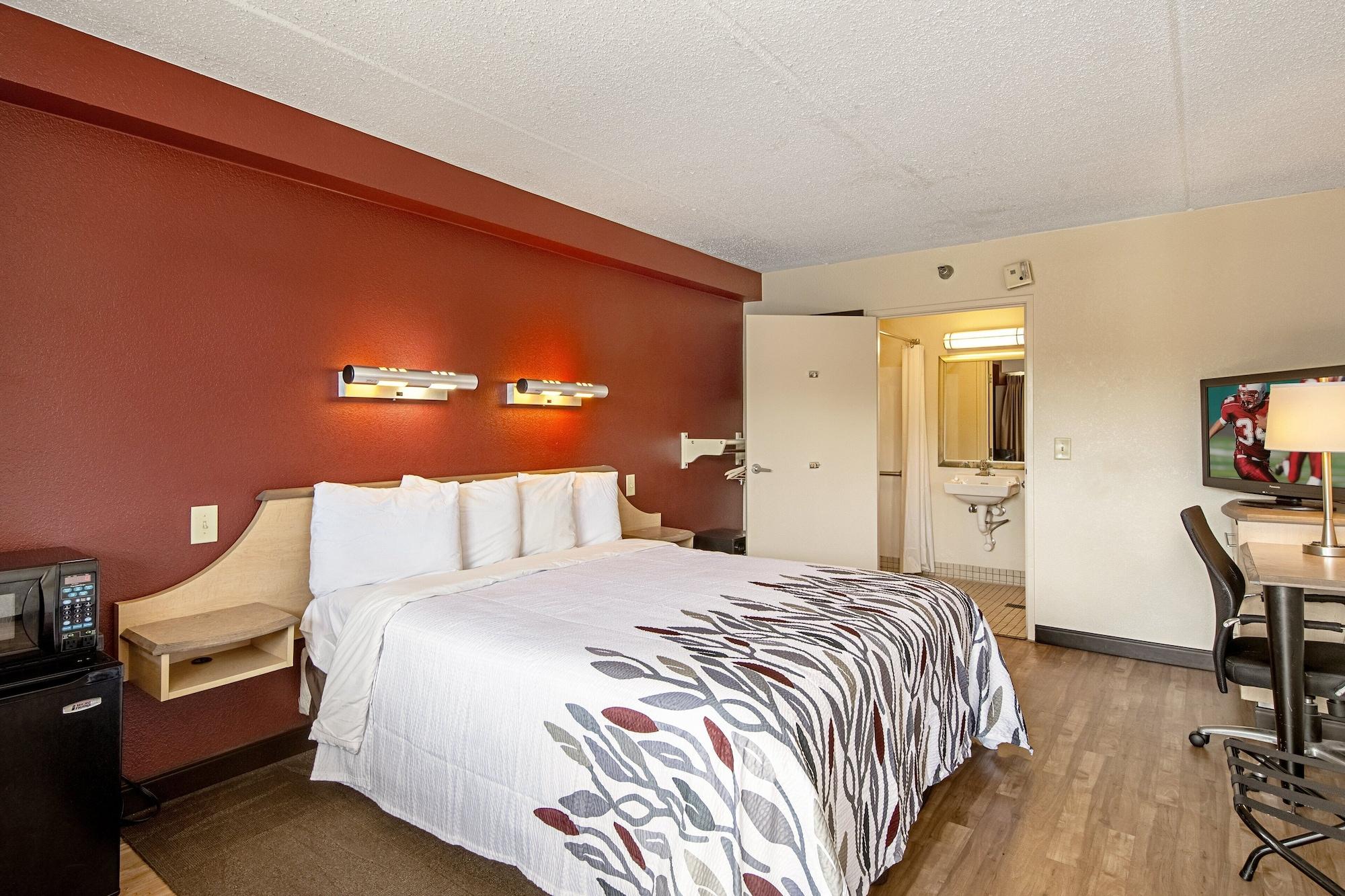 Red Roof Inn ג'ונסון סיטי מראה חיצוני תמונה